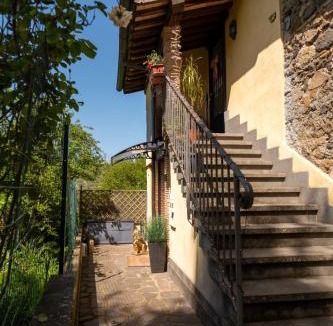 Pisciarelli Apartment | Golden House