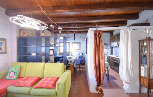 Borghesiana Apartment | Gorgeous Apartment In Roma With Swimming Pool