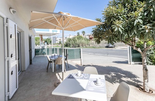 Cava dʼAliga Apartment | Gorgeous apartment in Cava D'Aliga with WiFi