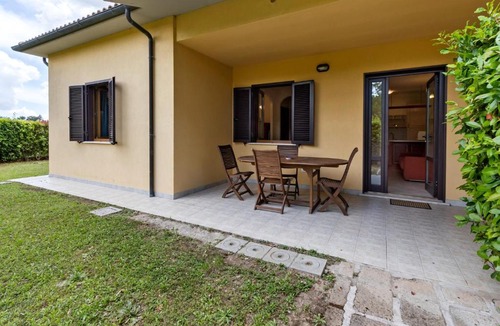 Sorano House | Gorgeous Holiday Home in Sorano with Swimming Pool