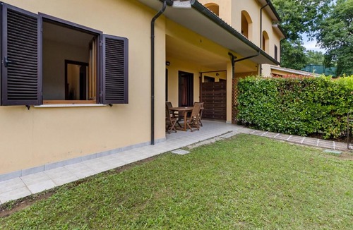 Sorano House | Gorgeous Holiday Home in Sorano with Swimming Pool
