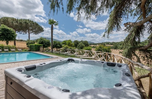 Vitorchiano House | Gorgeous home in Vitorchiano VT