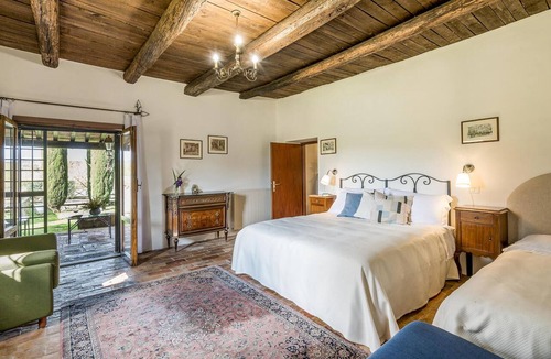 Vitorchiano House | Gorgeous home in Vitorchiano VT