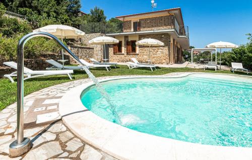 Rutino House | Gorgeous Home In Rutino