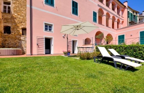 Civezza Apartment | Grace house
