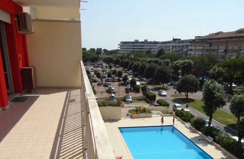 Porto Santa Margherita Apartment | Great flat with shared pool for six guests-Beahost