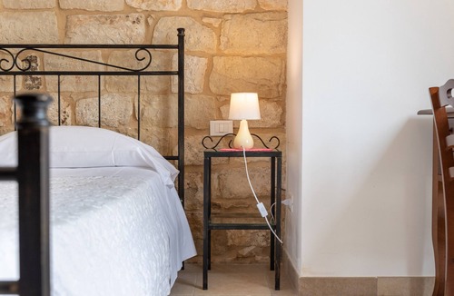 Pozzallo House | Guest House 'Alla Corte Di Nonna Maria' with Air Conditioning