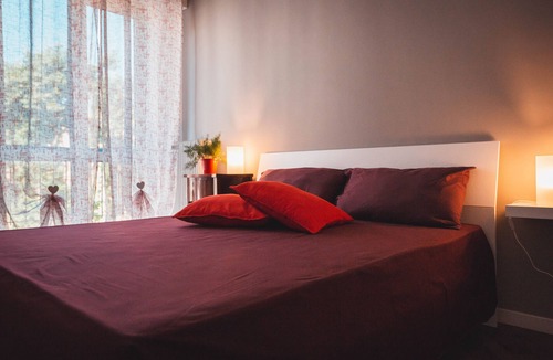 Civitavecchia Bed & Breakfast | Guest House Colors - Rosso Corallo (Doppia Del.