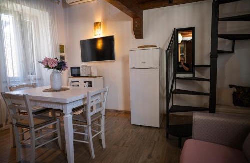Sutri Apartment | Guest House Little Flower