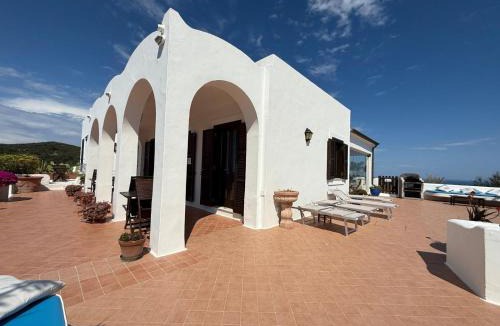Ponza House | Guest House Villa Il Gabbiano