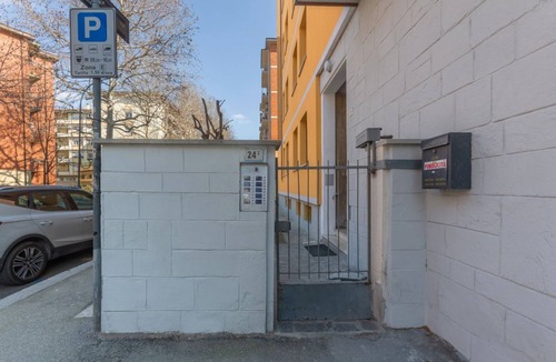 Saragozza-Porto Apartment | GuestHost - 500 mt from Certosa Classic Apartment