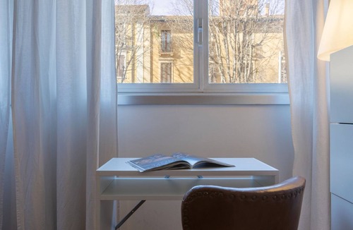 San Donato-San Vitale Apartment | GuestHost - Bright studio apartment perfect for two people, located in a building with a garden in the Cirenaica district, an area near the center equipped with all services. Located just 20 meters from the entrance to the S.Orsola Polyclinic, it is idea