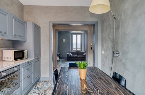 Perugia Apartment | GuestHost - Elegant design apartment of about 90 sqm, ideal for 4 people, located on the second floor of a historic building (without elevator).The property is located in the Monteluce district, a few steps from the center of Perugia, in a quiet area equ