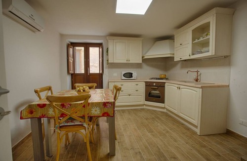 Erice Apartment | GuestHost - Erice's Lovely Apartment with Balcony and Terrace
