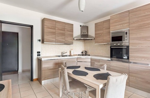 Mestre Apartment | GuestHost - Dreamlike Venice near the station!