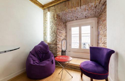 Navona Apartment | GuestHost - Largo di Torre Argentina Cozy Studio
