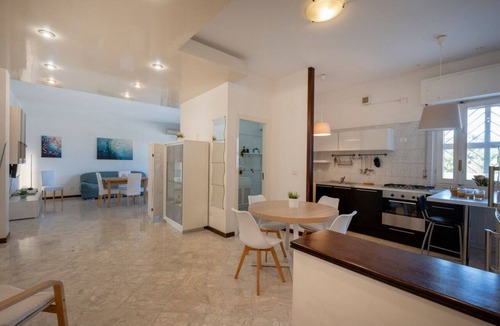 Municipio 5 Apartment | GuestHost - Oasi Azzurra Apartment