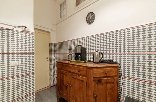 Rione VIII Sant'Eustachio Apartment | GuestHost - Pantheon Apartment - The hidden corner of the paintings