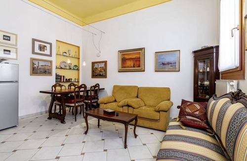 Dorsoduro Apartment | GuestHost - Stylish Flat in Dorsoduro District