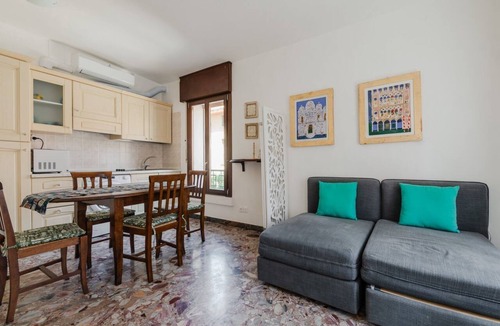 Cannaregio Apartment | GuestHost - Venice- S. Lucia Train Station Lovely Apartment!