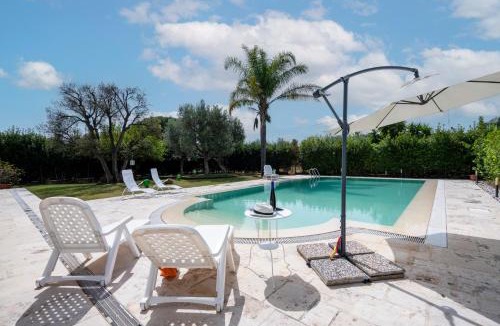 Noicattaro Villa | GuestHost - Villa Poggio Verde with pool - Exclusive Retreat