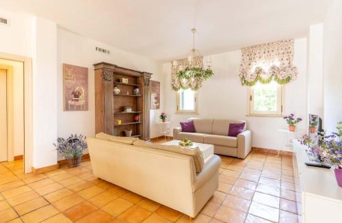 Noicattaro Villa | GuestHost - Villa Poggio Verde with pool - Exclusive Retreat