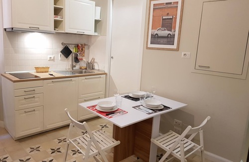 Rione XIV Borgo House | HABEMUS DOMUM! Rome Vatican charming studio flat