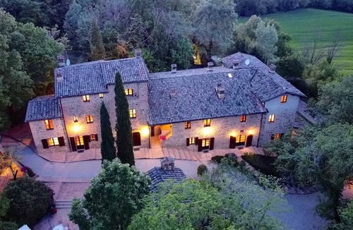 Umbertide House | HAMLET THE POET - LODGE HOUSE