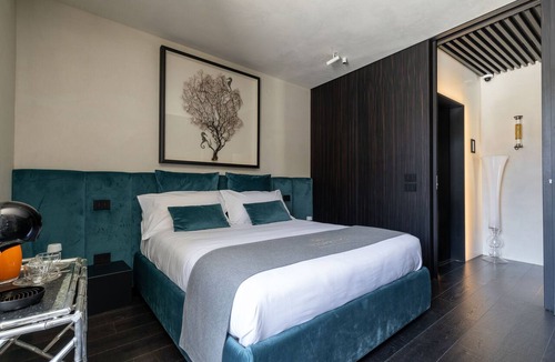 Trani Hotel | Harbour - Deluxe Room Coral