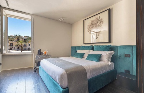 Trani Hotel | Harbour - Deluxe Room Coral