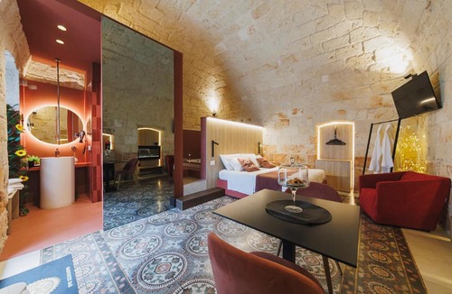 Palese Bed & Breakfast | Harmonies BnB - Luxury Suites & Family Room Bari