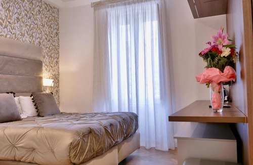 Rione III Colonna House | Helmirage Luxury Trevi