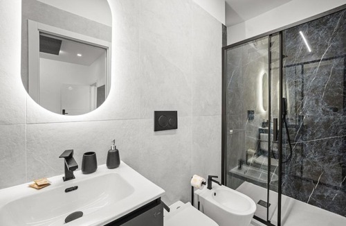 Garbatella Apartment | Hidden Pyramid Suites