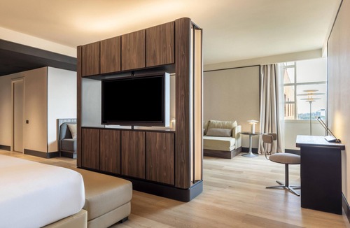 Fiumicino Hotel | Hilton Rome Airport