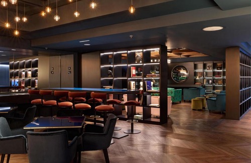 EUR Hotel | Hilton Rome Eur La Lama