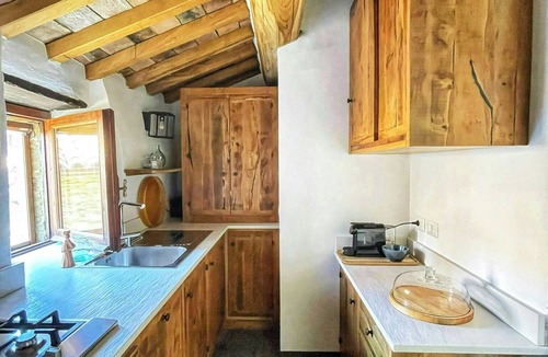 Monte Santa Maria Tiberina House | Historic farmhouse with pool in Umbria