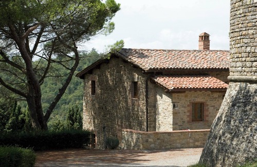 Montegiove House | Historic home in medieval town near Orvieto