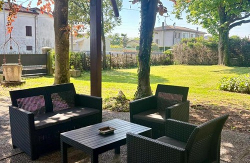 Campolongo Maggiore Villa | Historic Venetian Villa Garden - Parking - 30 min from Venice