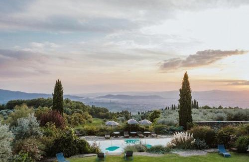 Arezzo House | Historic Villa Among Olive Groves In Arezzo