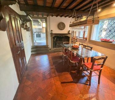 Arezzo House | Historic Villa Among Olive Groves In Arezzo