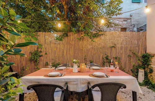 Ilci House | Historic village with pool near Todi