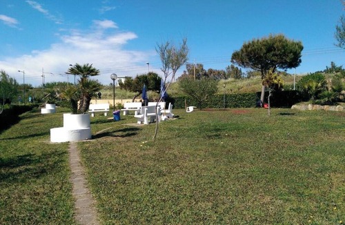 Santa Marinella Apartment | Holiday Apartment 'Da Marinella' with Shared Garden & Balcony
