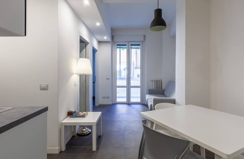 Sant'Antonio Apartment | Holiday Apartment 'Keith Haring - Verde' with Balcony & Wi-Fi