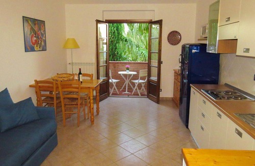 Pomaia Apartment | Holiday apartment Pomaia for 1 - 4 persons with 1 bedroom - Holiday apartment