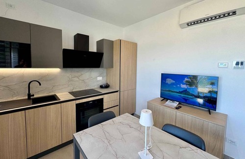 Pesaro Apartment | Holiday apartment with air conditioning, internet and balcony with sea view