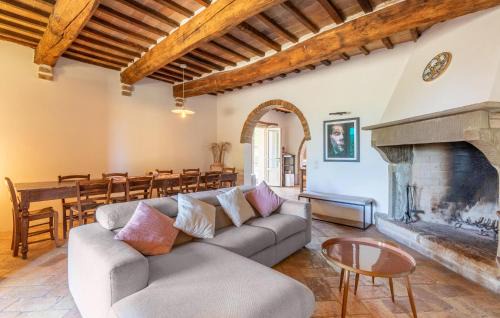 Bivio Lugnano House | Holiday Home Città Di Castello Pg With A Fireplace 05