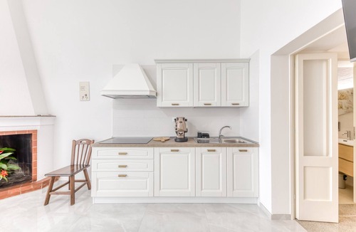 Alessano House | Holiday Home 'Don Paolo' with Private Terrace, Wi-Fi and Air Conditioning