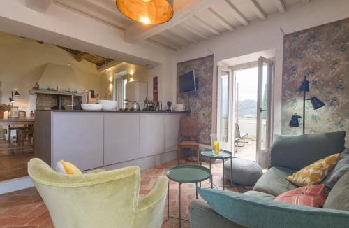 Scansano House | Holiday Home Il Palazzo by Interhome