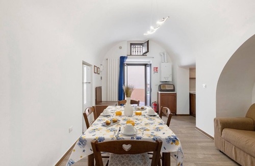 Gallipoli Historic Center House | Holiday Home 'Stellina' with Wi-Fi and Air Conditioning