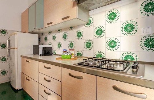 Quartiere XXII Collatino House | Holiday Home 'Tibvr House-stazione Tiburtina' with Balcony, Wi-Fi and Air Conditioning